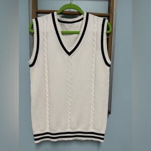 Locachy Women's Slim V Neck Sleeveless Sweater Vest Cable Knit Pullover Sweater